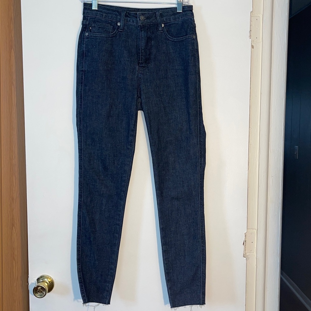 Judy blue women’s skinny fit raw him jeans 27